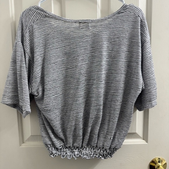 Project Social T Black and White Striped Short Sleeve crop Top - Picture 7 of 8